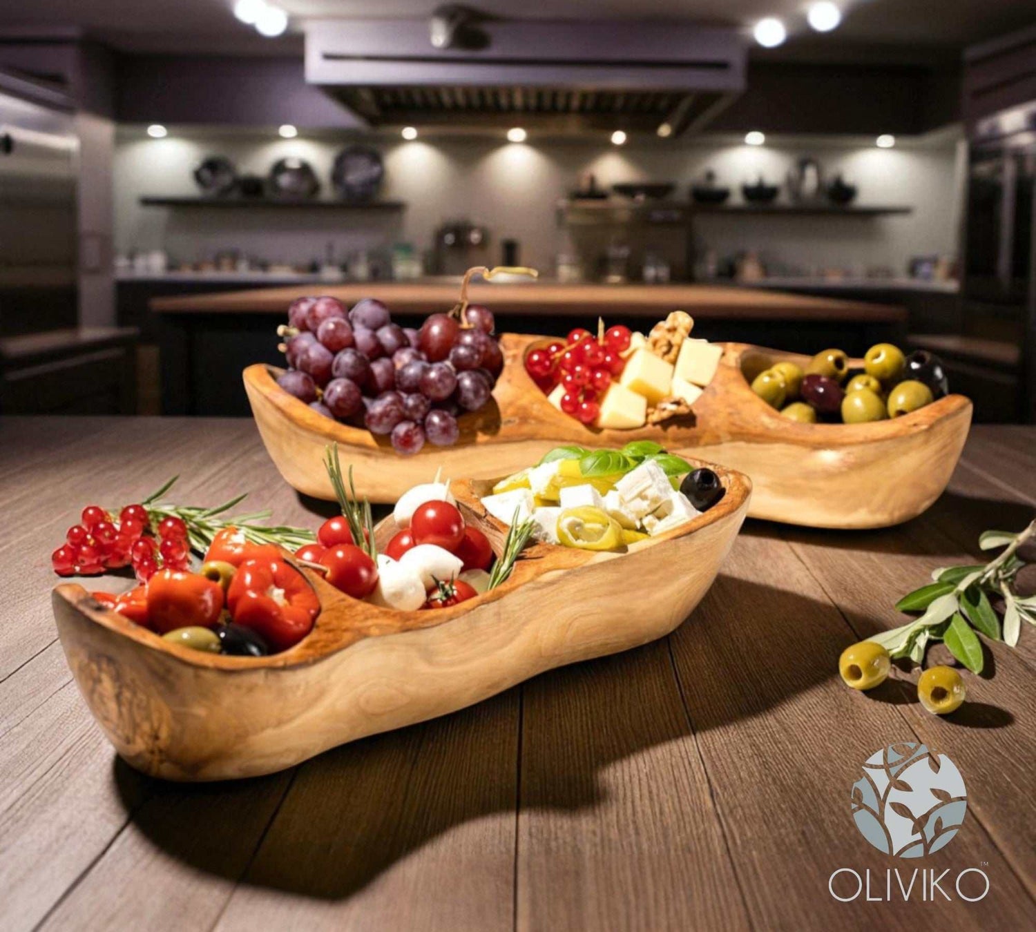 Olive wood fruit and bread basket handcrafted by OLIVIKO