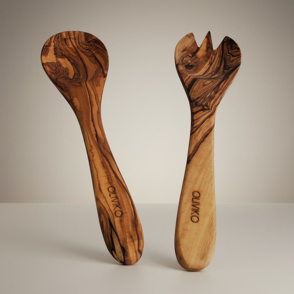 OLIVIKO olive wood salad server fork and spoon 9.5 inch – natural grain close-up