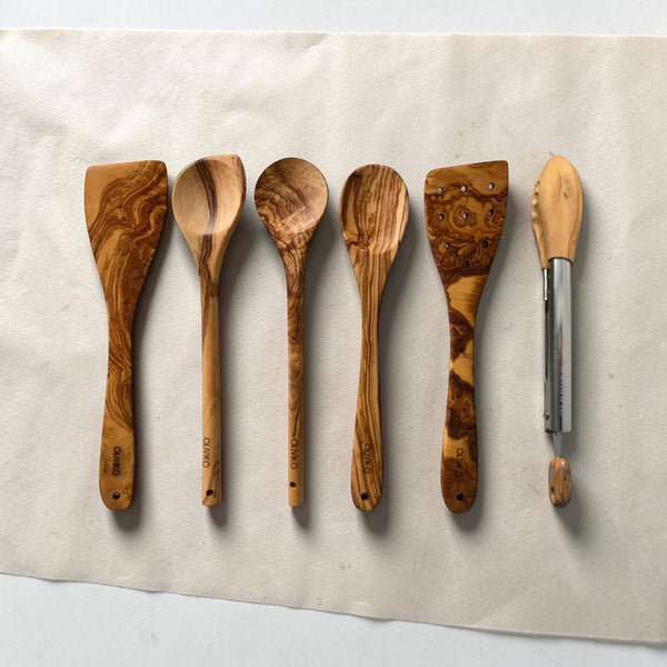 OLIVIKO Olive Wood Cooking Set – 6 Piece with Salad Tongs