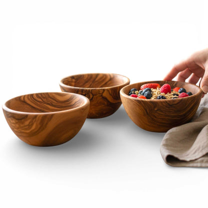 Set of 3 OLIVIKO handmade olive wood bowls in varying sizes with unique natural grain patterns